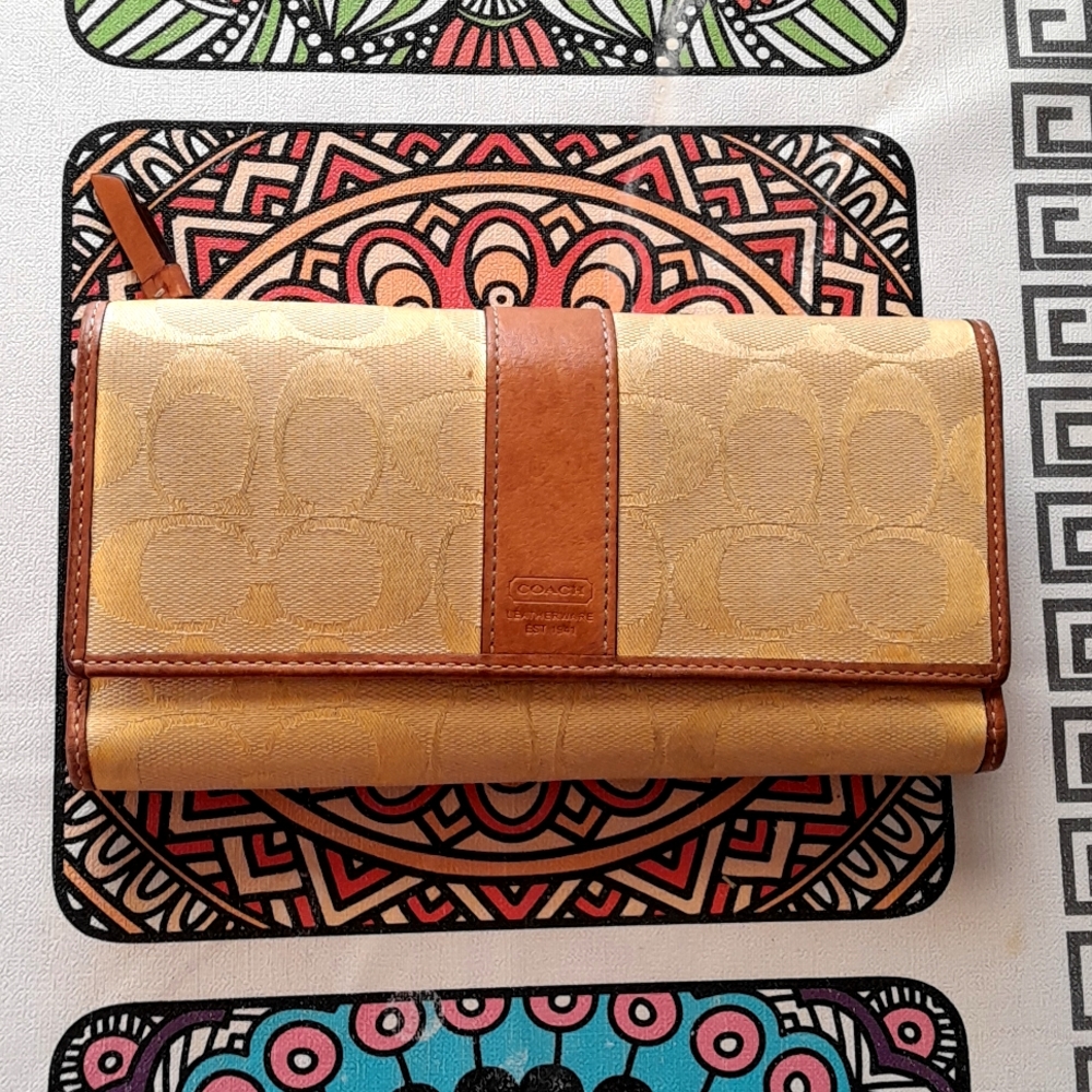Coach wallet